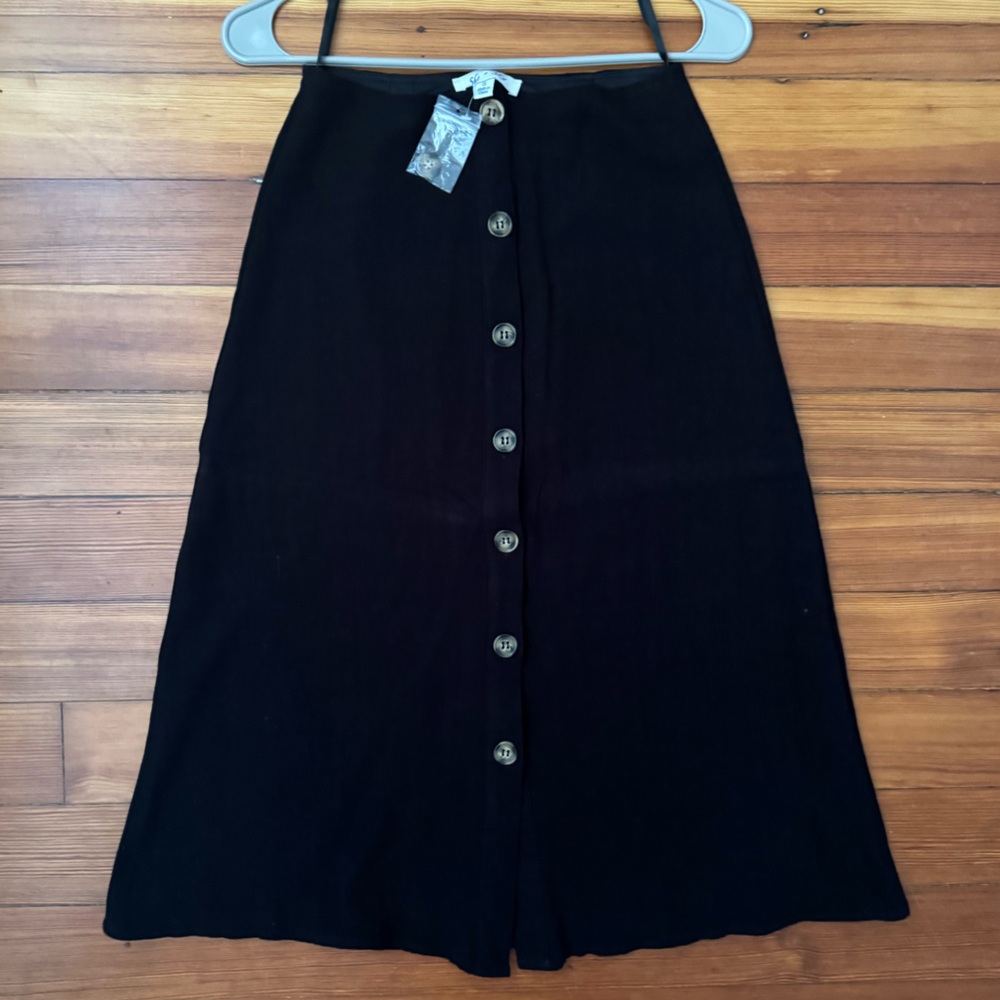 Button front black skirt, size small